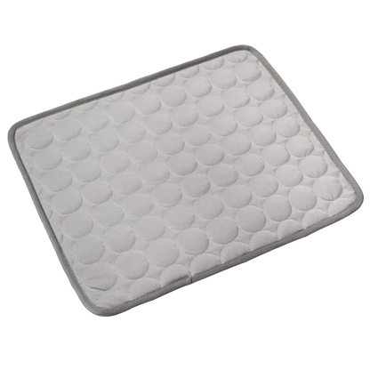 Vue rapprochée de la texture du tapis rafraîchissant NyvaCool pour animaux